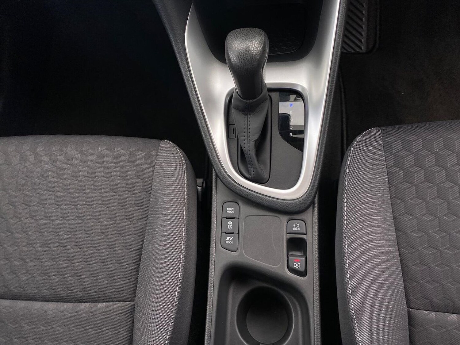 Used Toyota Yaris 2023 for sale - 78195379: Photo 15