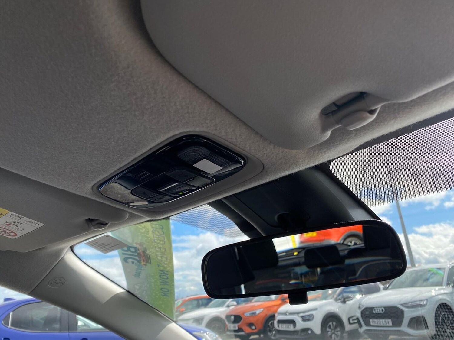 Used Toyota Yaris 2023 for sale - 78195379: Photo 16