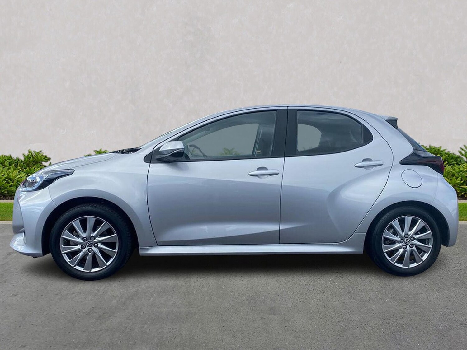 Used Toyota Yaris 2023 for sale - 78195379: Photo 21