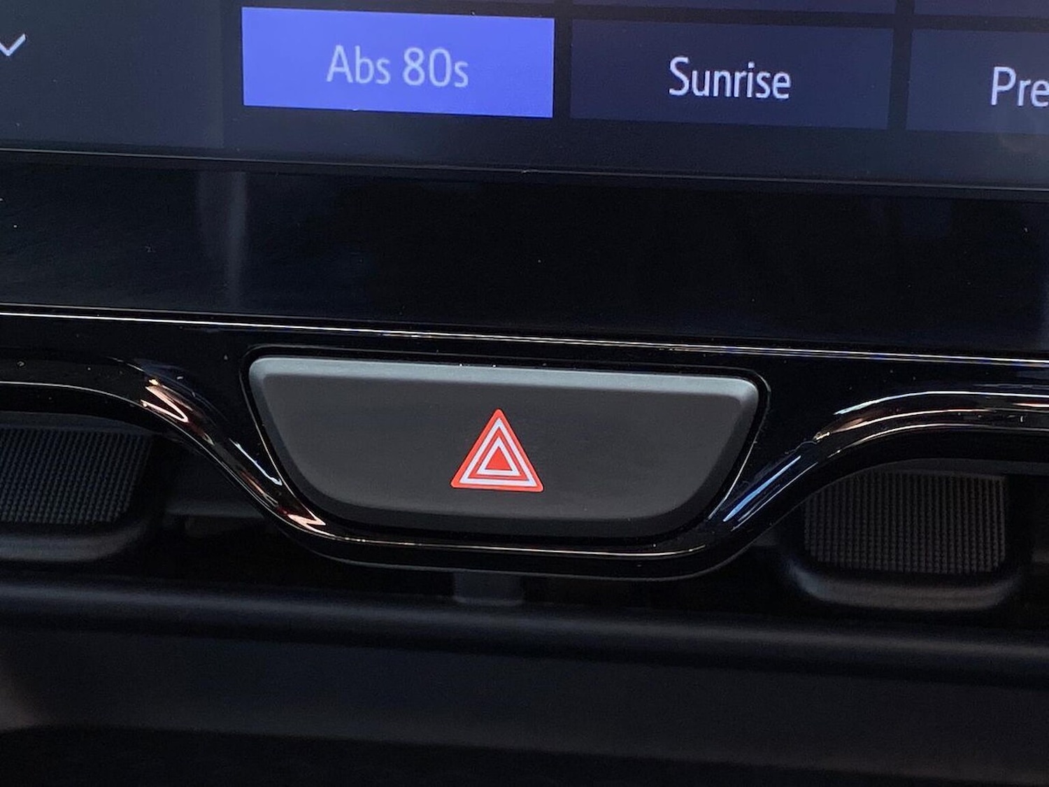 Used Toyota Yaris 2023 for sale - 78195379: Photo 24