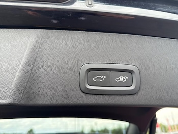 Used Volvo XC40 2025 for sale - 79488997: Photo
