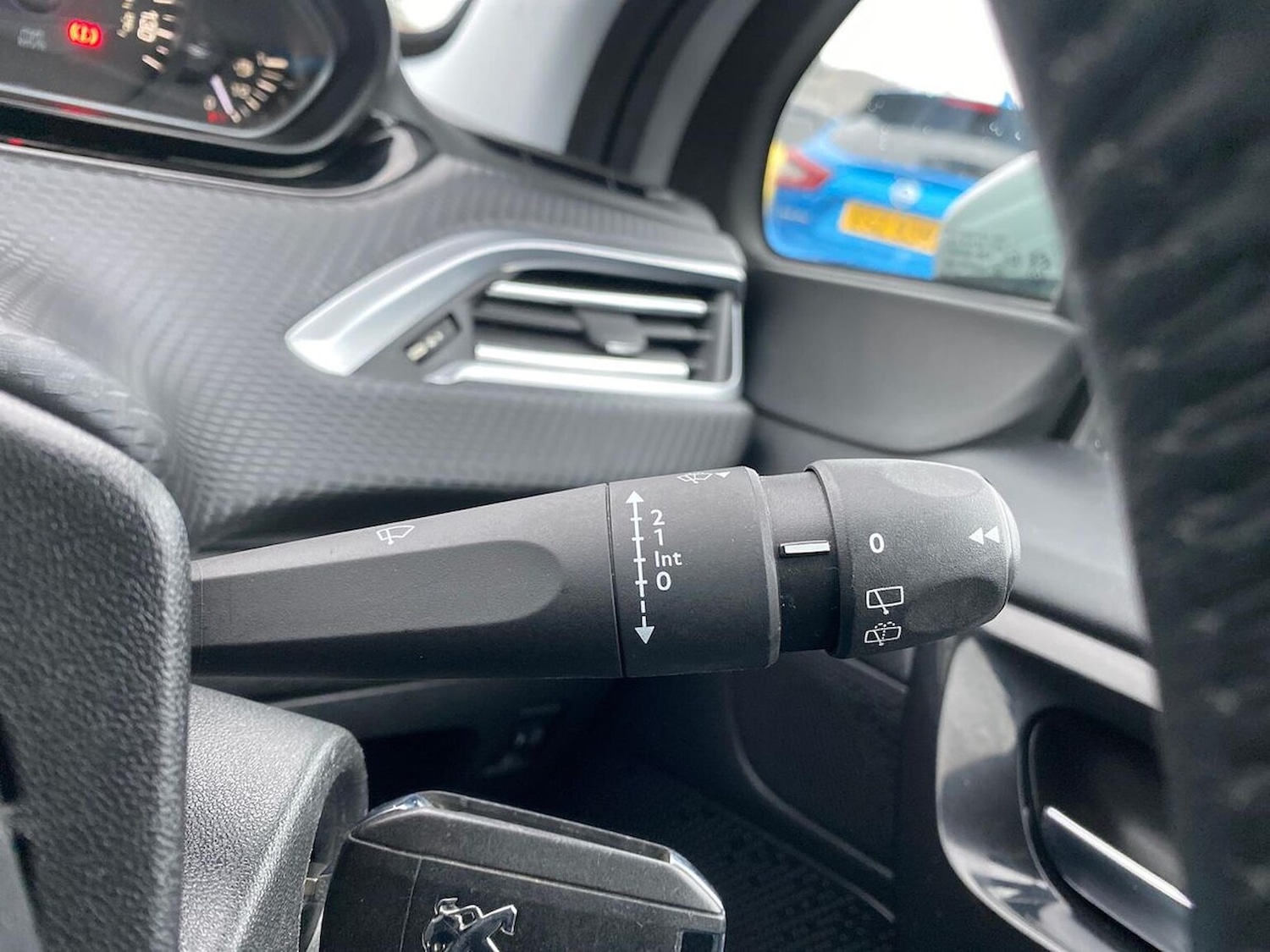 Used Peugeot 208 2018 for sale - 76471014: Photo 26