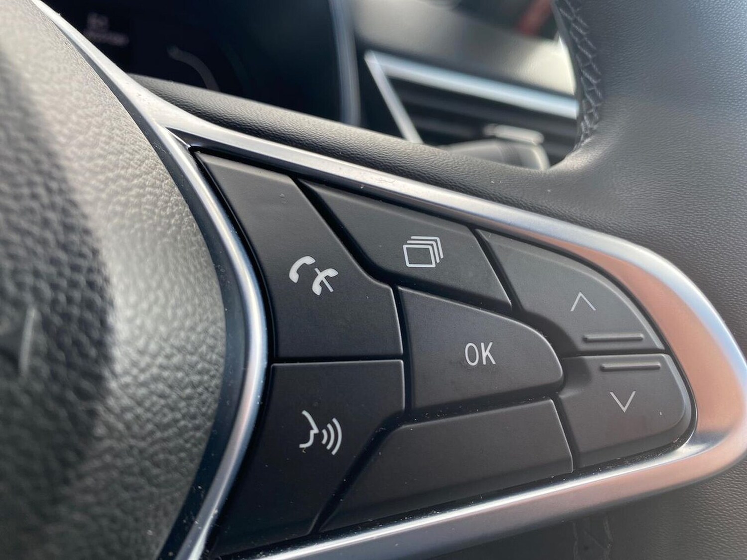 Used Renault Clio 2023 for sale - 78195309: Photo 26