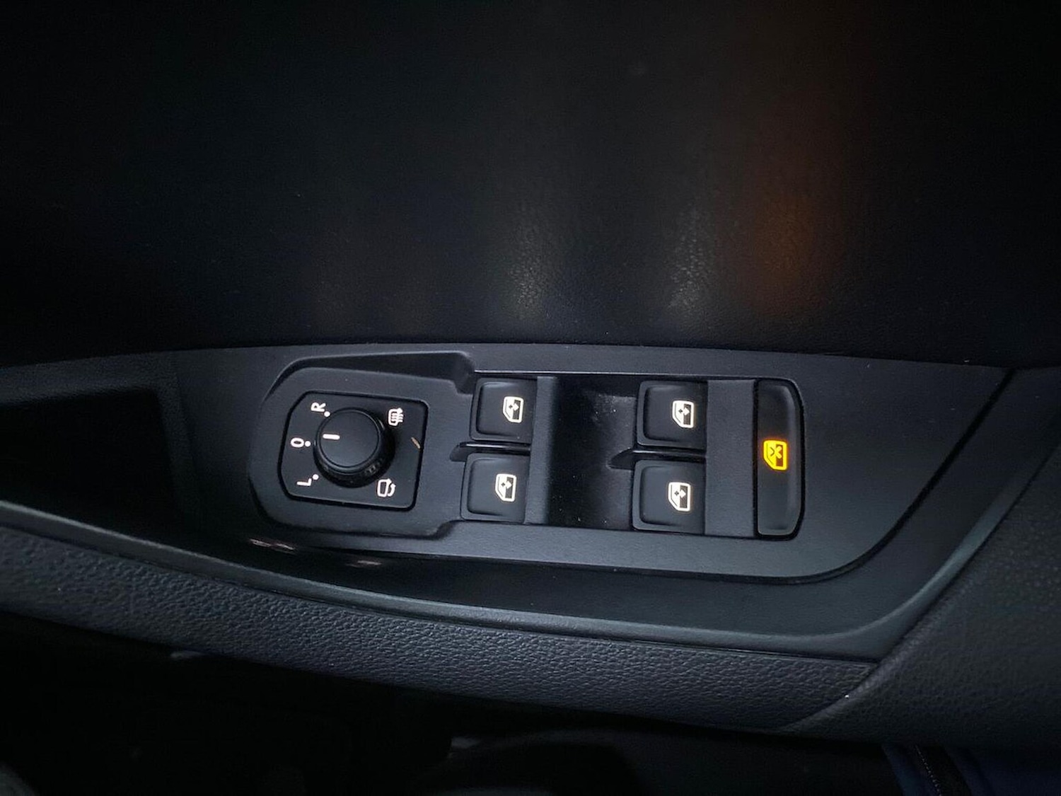 Used Skoda Karoq 2024 for sale - 76846025: Photo 21