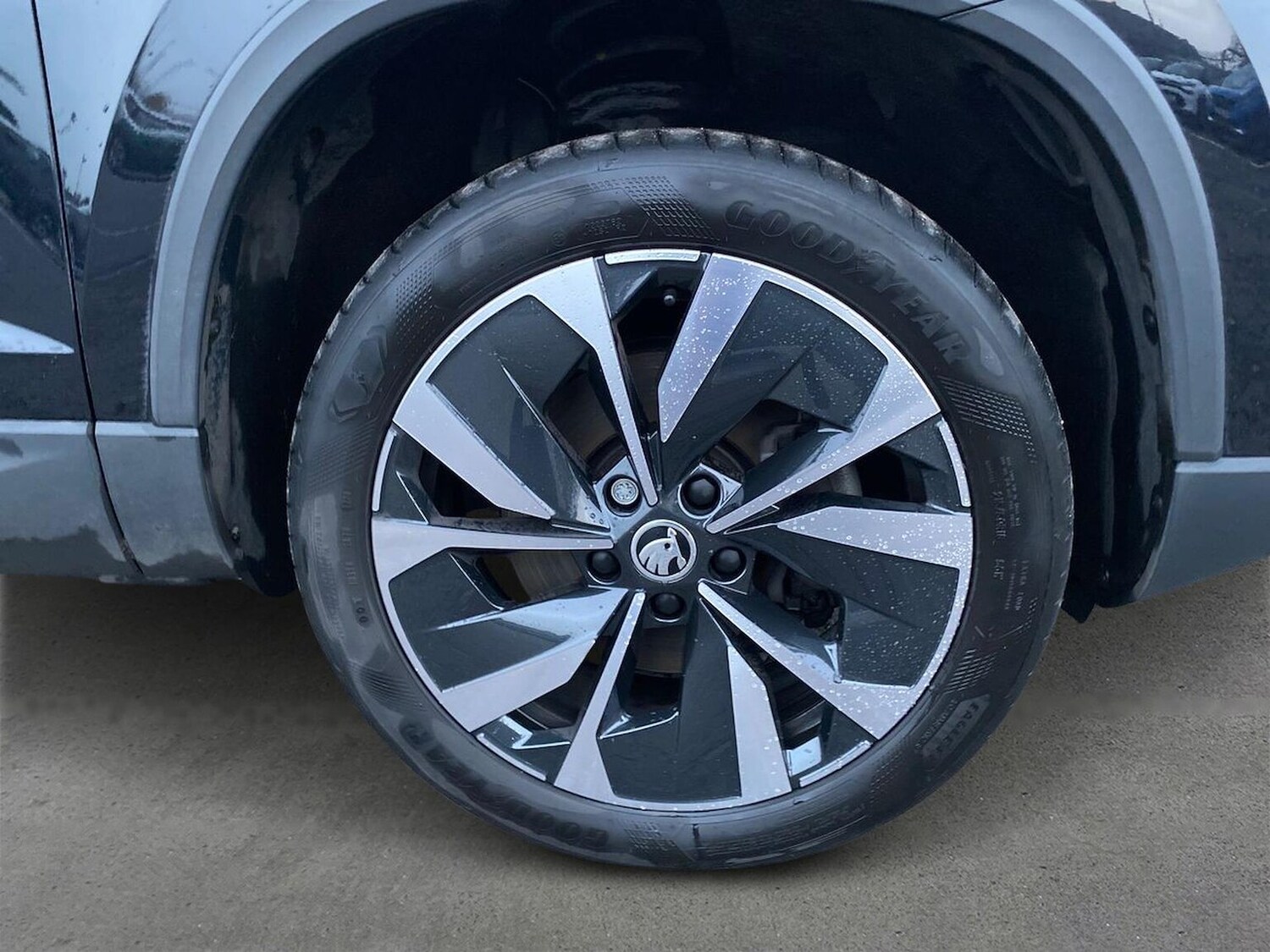 Used Skoda Karoq 2024 for sale - 76846025: Photo 6