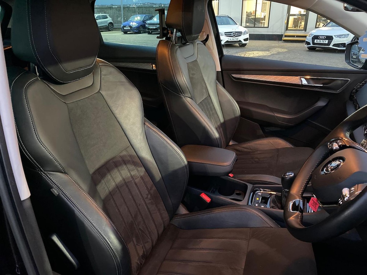 Used Skoda Karoq 2024 for sale - 77562608: Photo 32