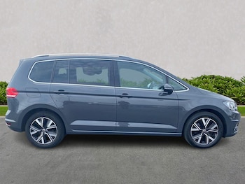 Used Volkswagen Touran 2022 for sale - 79630328: Photo