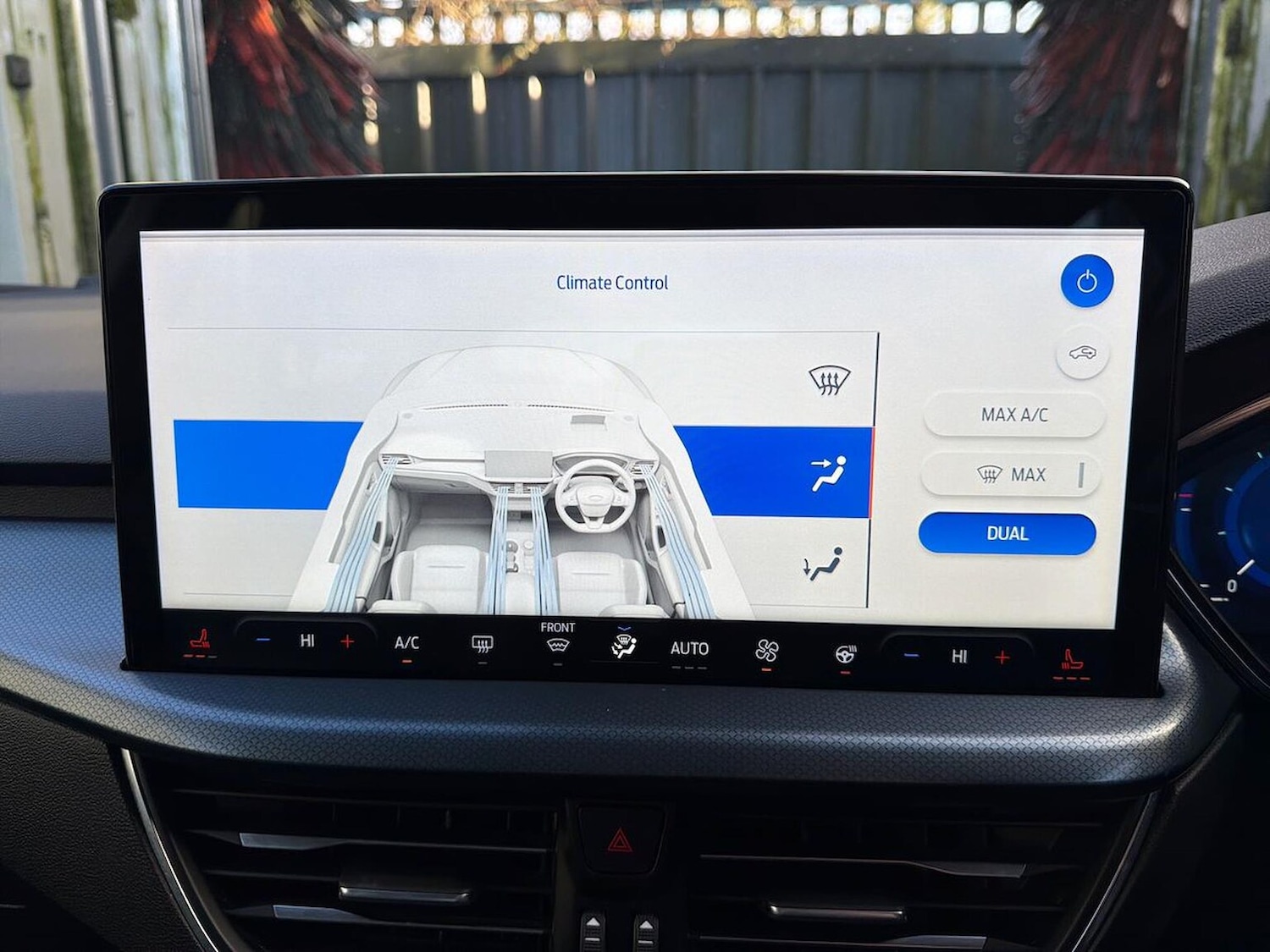 Used Ford Focus 2023 for sale - 77489007: Photo 12