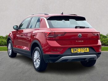 Used Volkswagen T-Roc 2023 for sale - 75754593: Photo