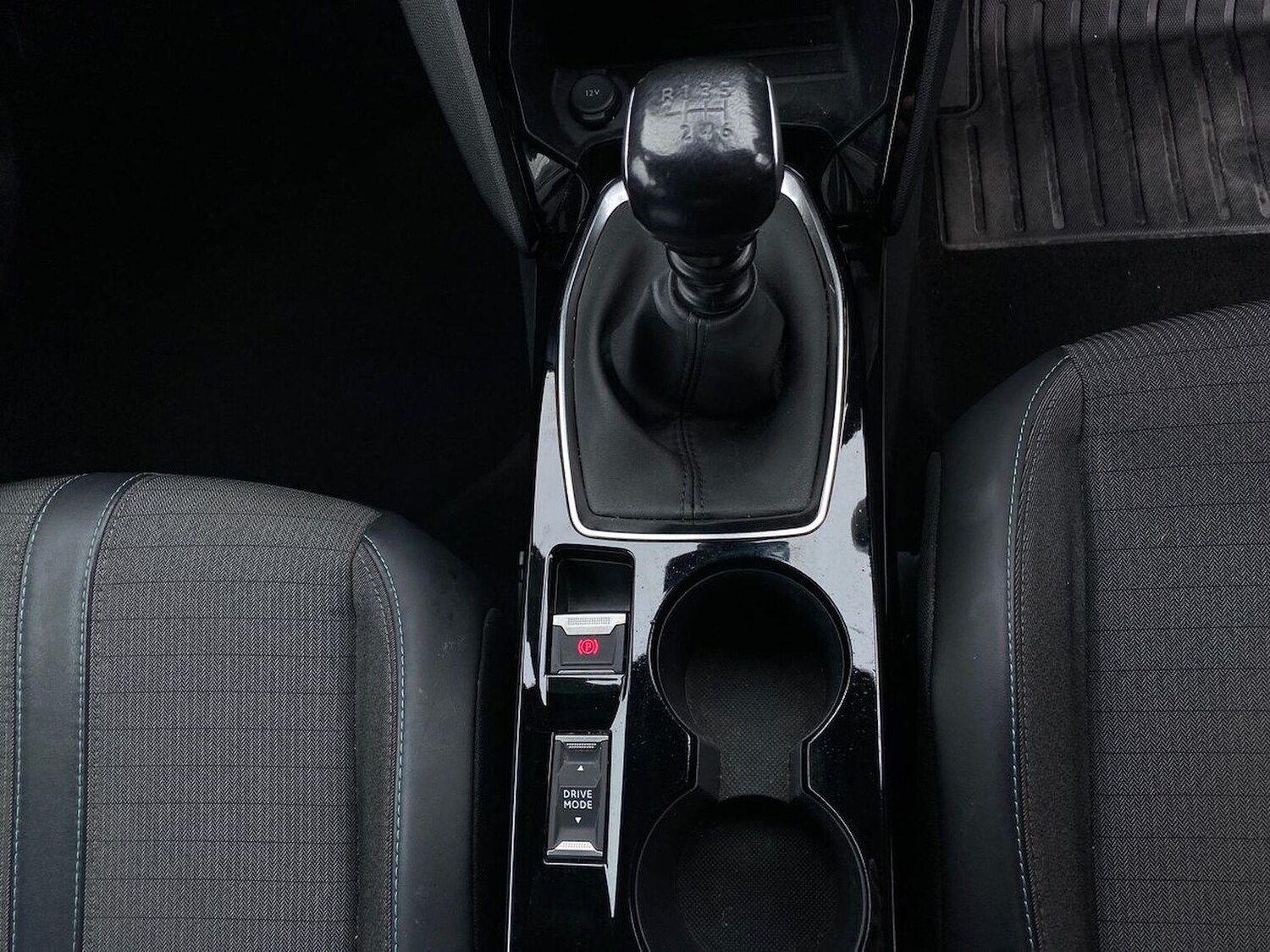 Used Peugeot 2008 2023 for sale - 78195317: Photo 15