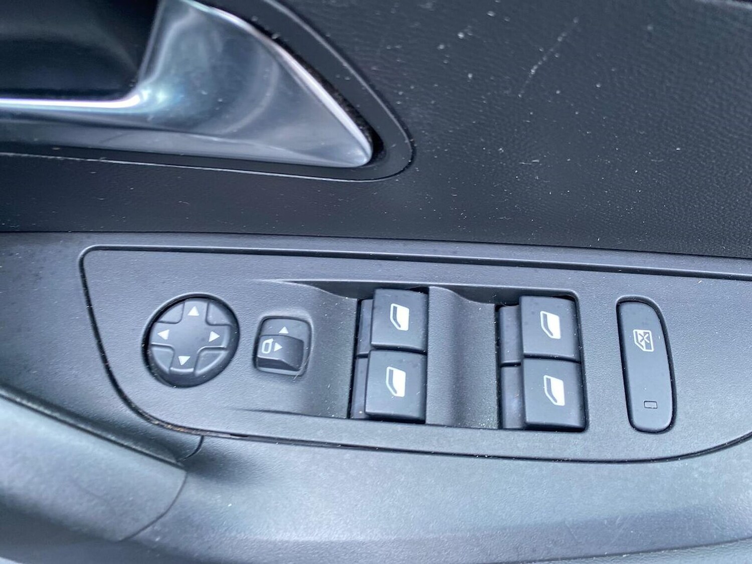 Used Peugeot 2008 2023 for sale - 78195317: Photo 23