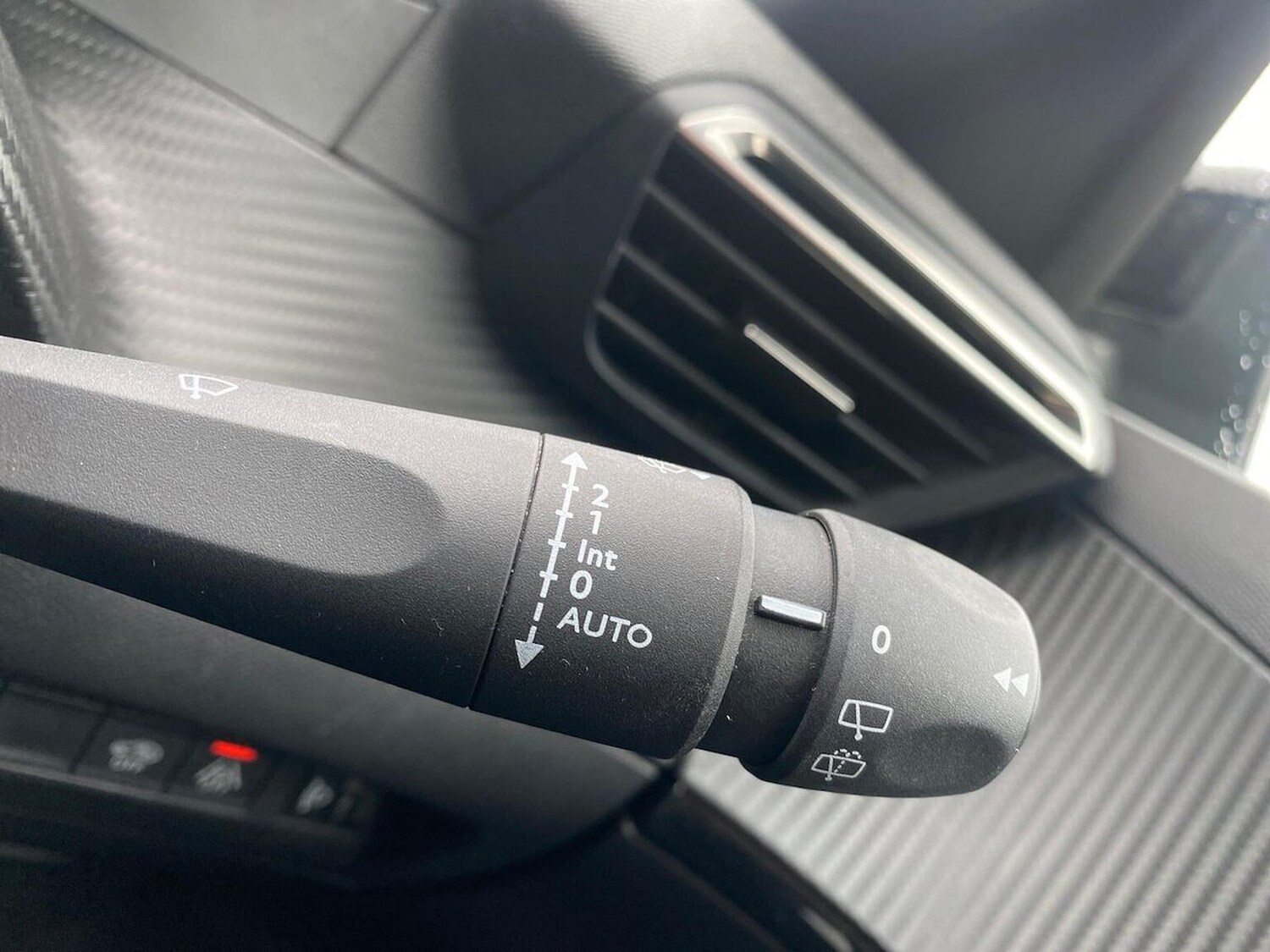 Used Peugeot 2008 2023 for sale - 78195317: Photo 28