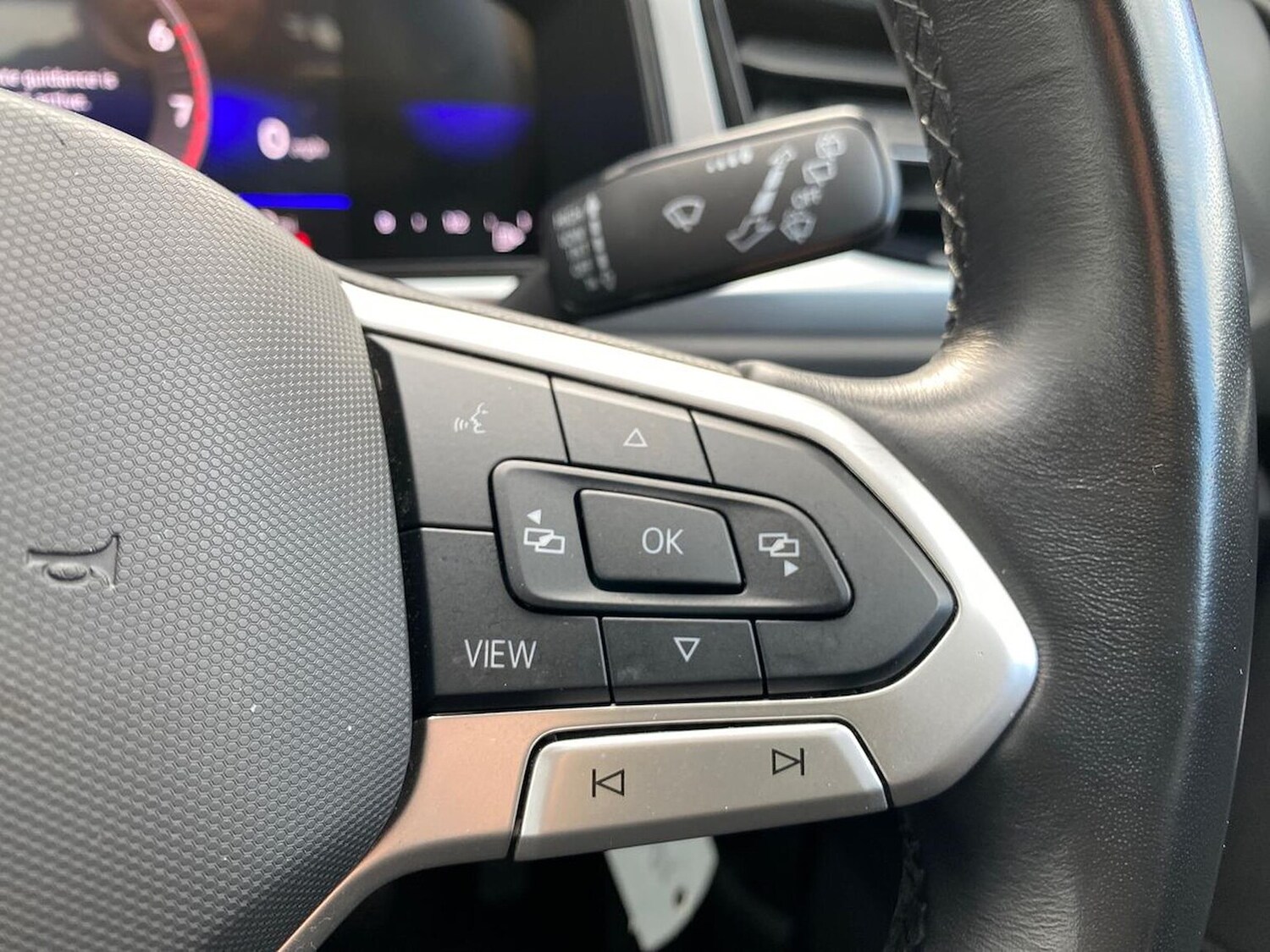 Used Volkswagen T-Roc 2022 for sale - 76320705: Photo 24