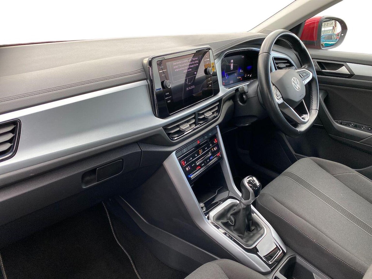 Used Volkswagen T-Roc 2022 for sale - 76320705: Photo 7