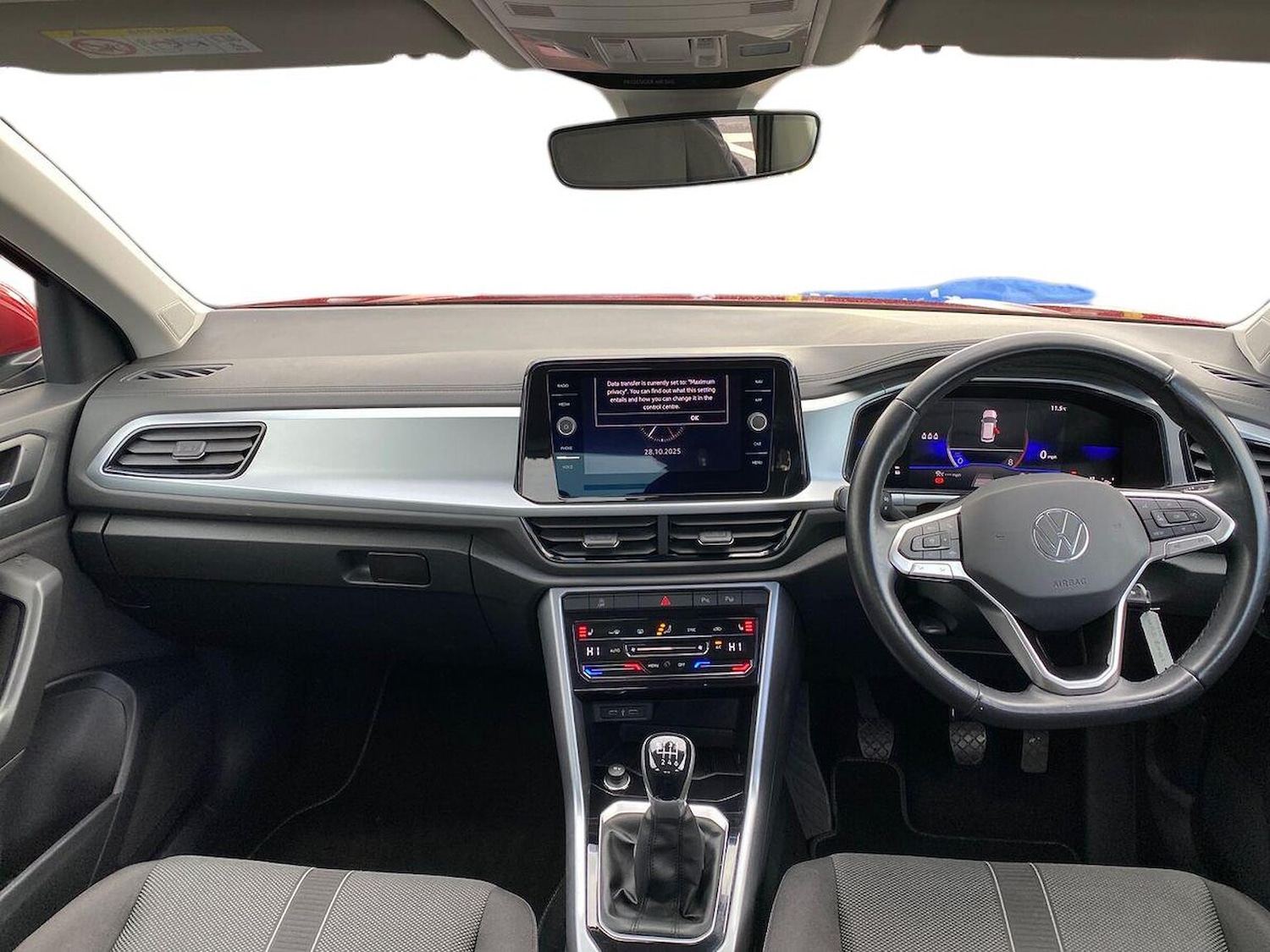 Used Volkswagen T-Roc 2022 for sale - 76320705: Photo 8