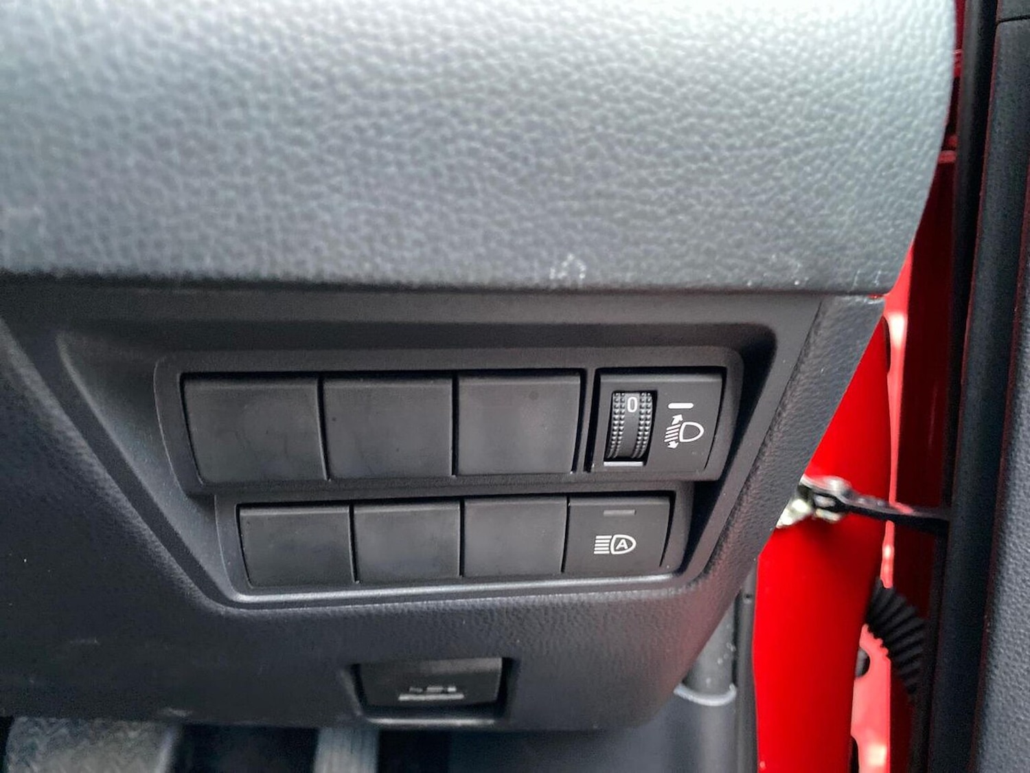 Used Toyota Yaris 2022 for sale - 78125254: Photo 2