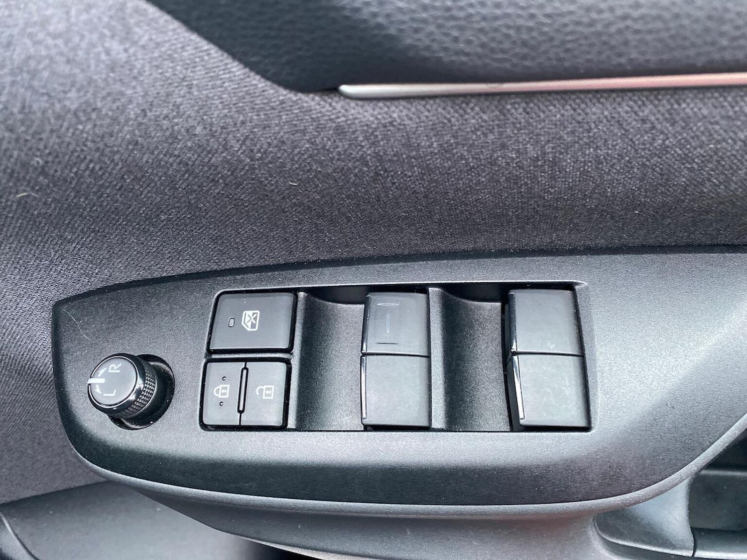 Used Toyota Yaris 2022 for sale - 78125254: Photo 22