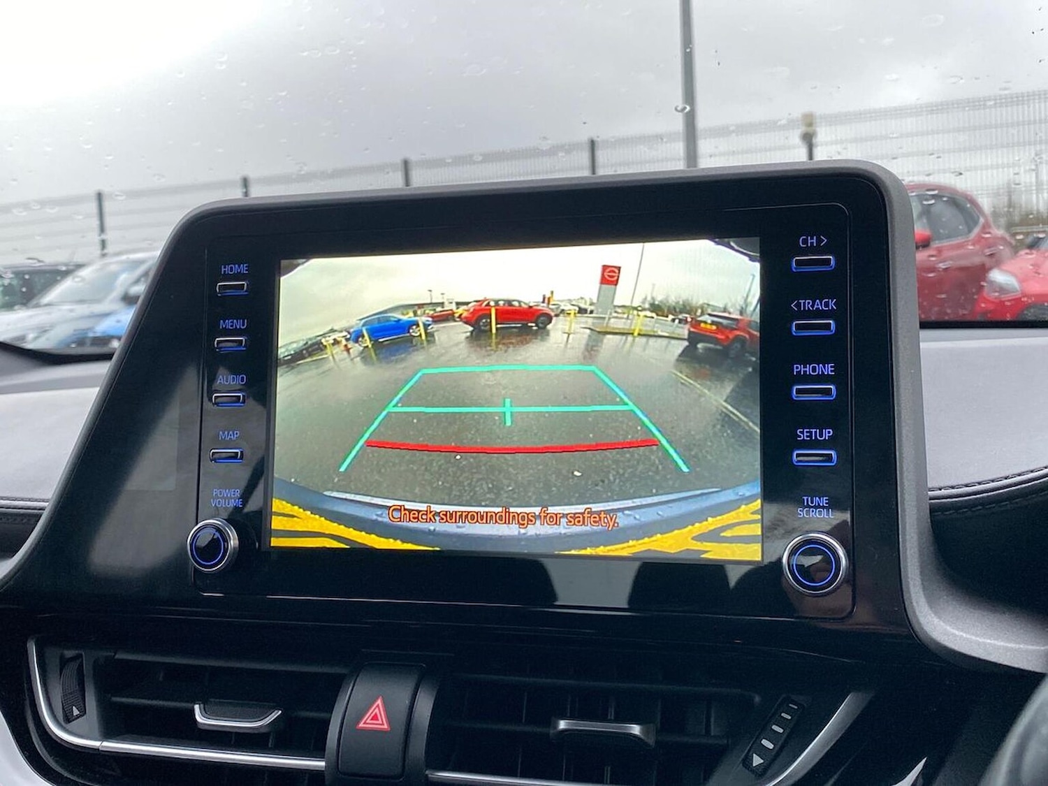 Used Toyota C-HR 2023 for sale - 78106361: Photo 24