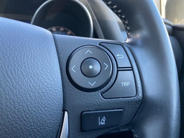 Used Toyota Auris 2017 for sale - 76324637: Photo 24