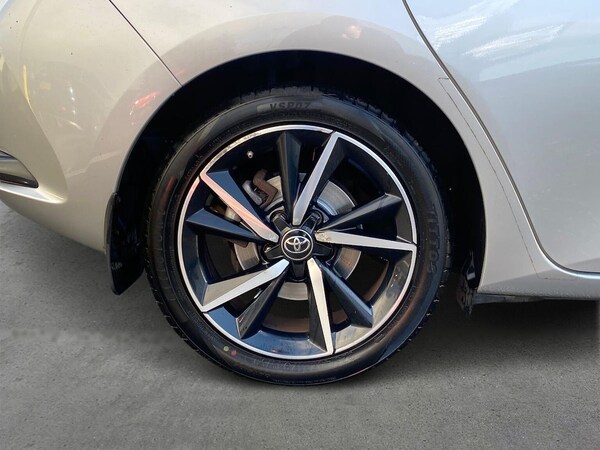 Used Toyota Auris 2017 for sale - 76324637: Photo 6