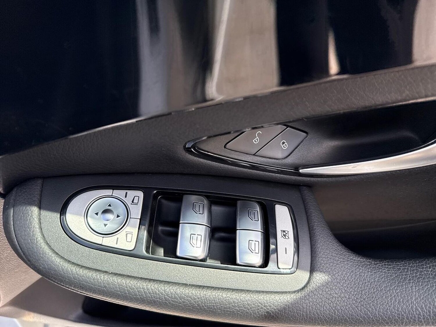 Used Mercedes-Benz C Class 2016 for sale - 78195344: Photo 21