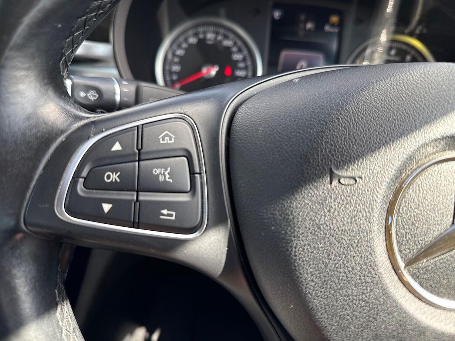 Used Mercedes-Benz C Class 2016 for sale - 78195344: Photo 25