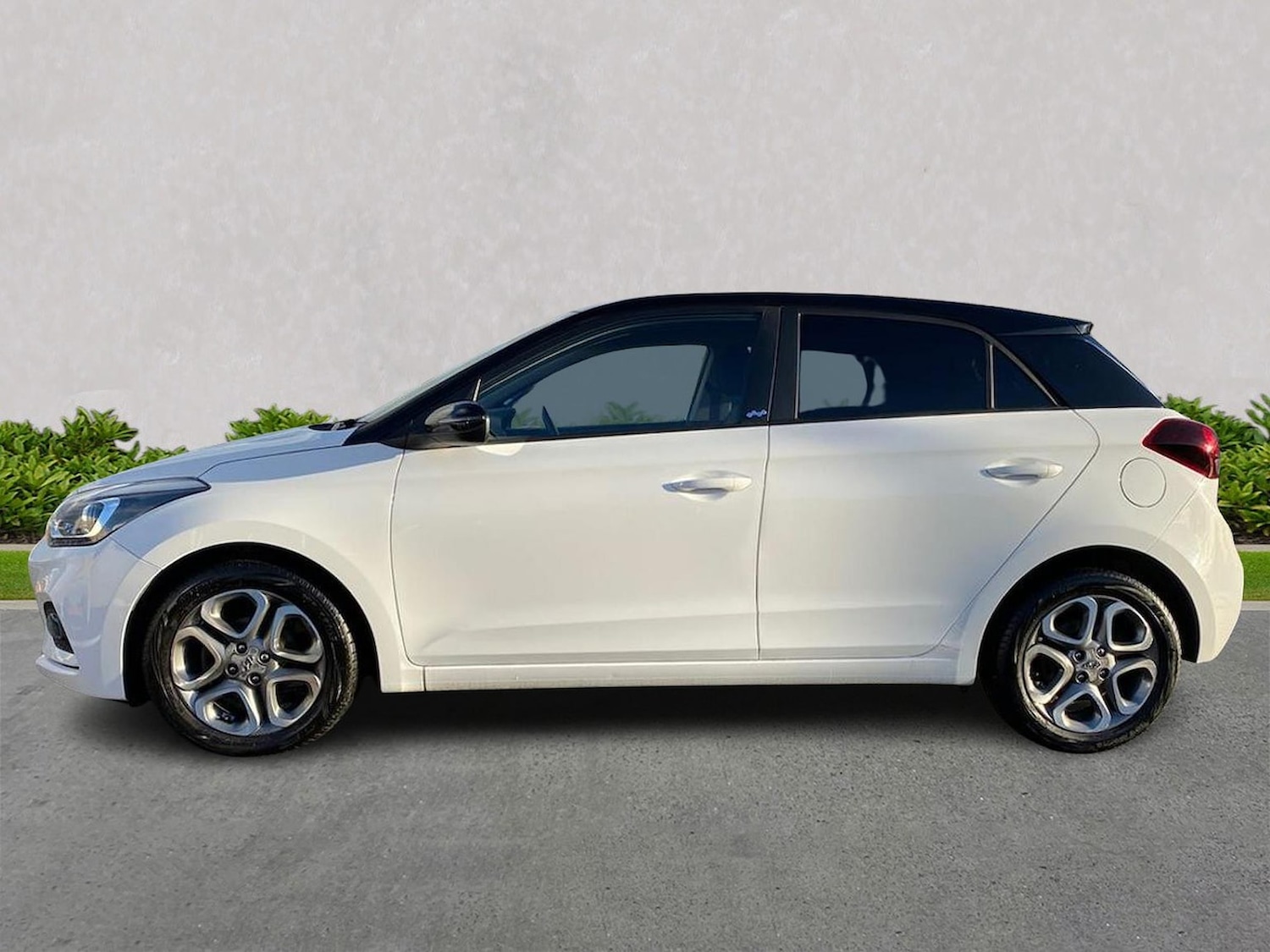 Used Hyundai i20 2019 for sale - 76699528: Photo 19