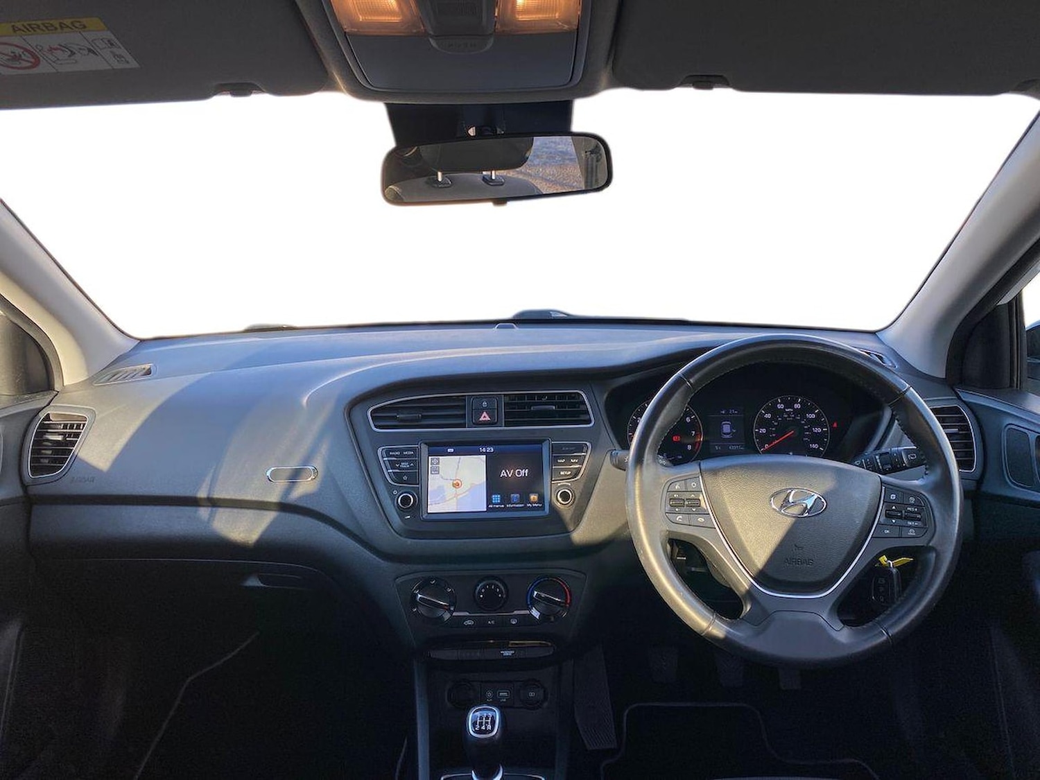 Used Hyundai i20 2019 for sale - 76699528: Photo 8