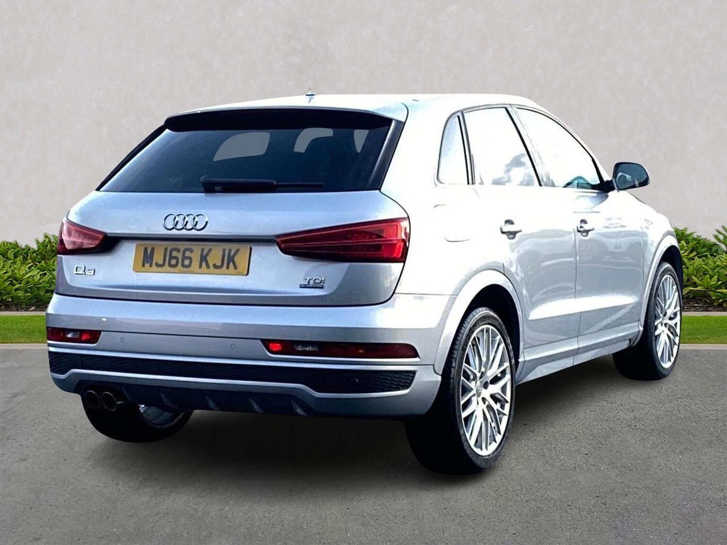 Used Audi Q3 2016 for sale - 76352500: Photo 18