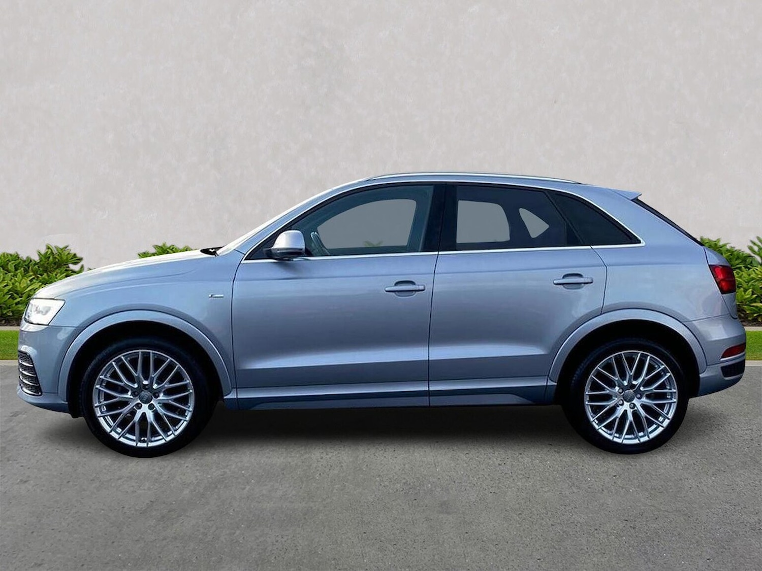 Used Audi Q3 2016 for sale - 76352500: Photo 19