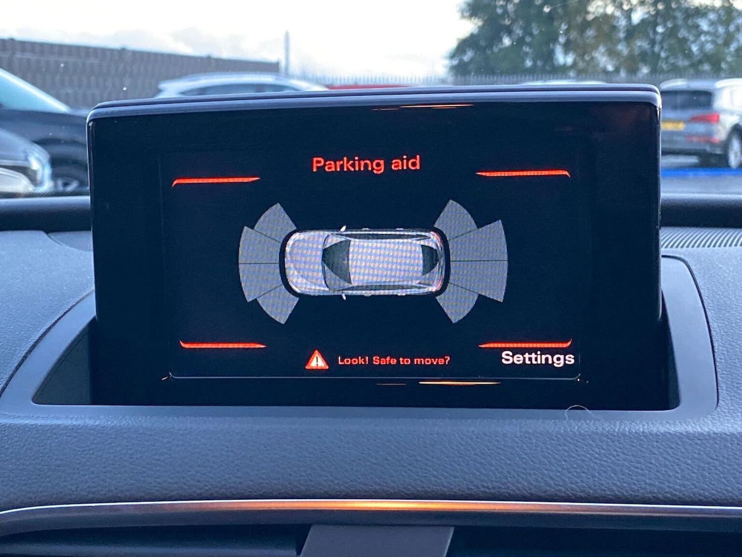 Used Audi Q3 2016 for sale - 76352500: Photo 23