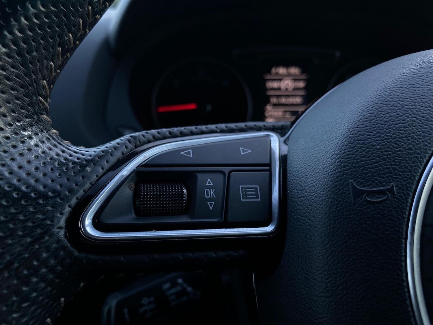 Used Audi Q3 2016 for sale - 76352500: Photo 25