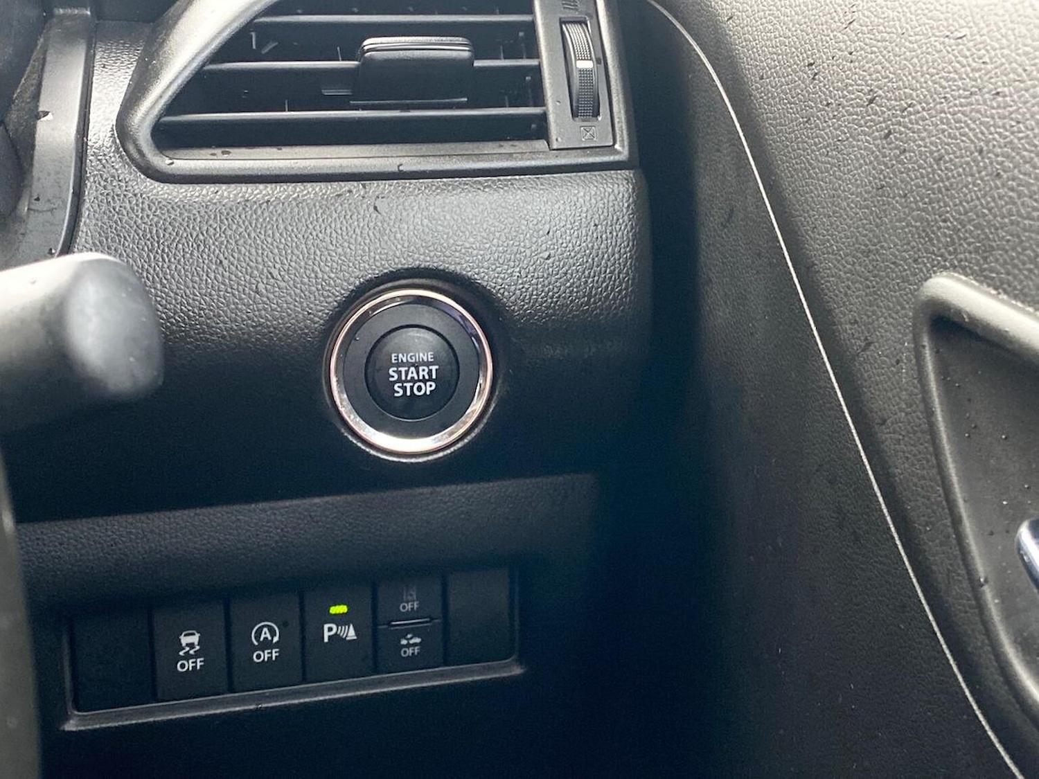 Used Suzuki Swift 2022 for sale - 77707466: Photo 2