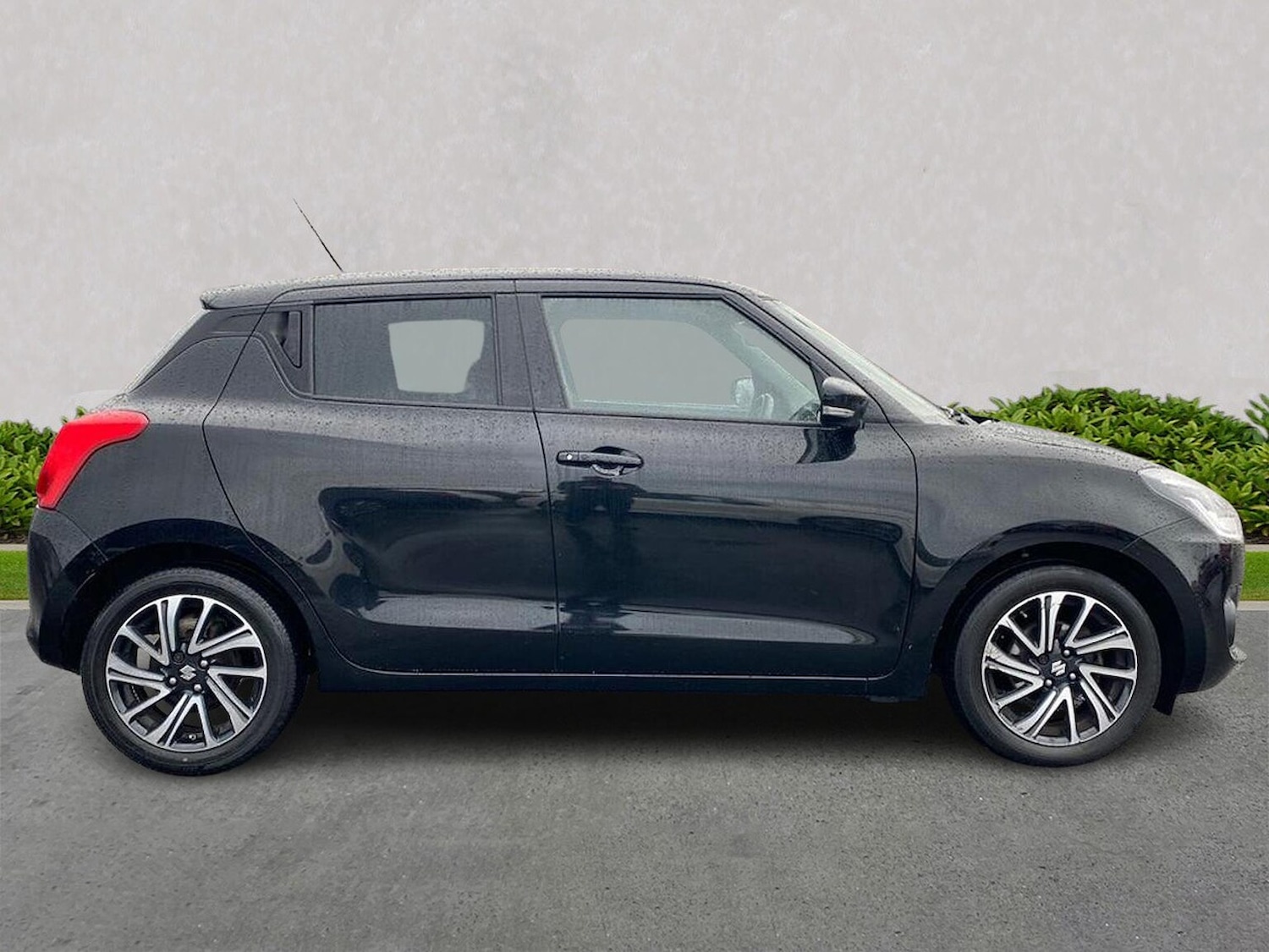 Used Suzuki Swift 2022 for sale - 77707466: Photo 4