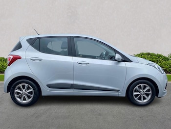 Used Hyundai i10 2017 for sale - 75567469: Photo