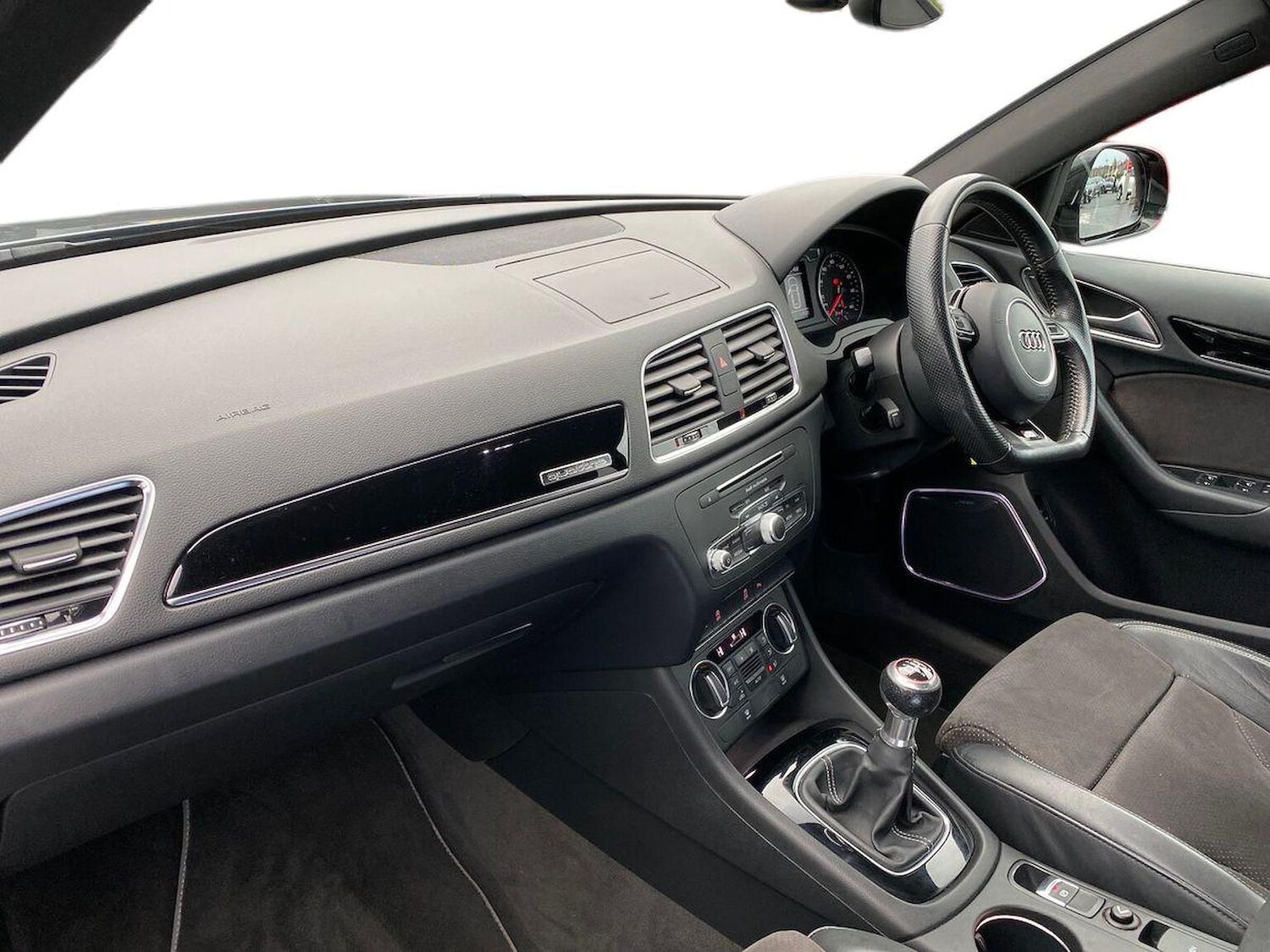 Used Audi Q3 2017 for sale - 76357946: Photo 7