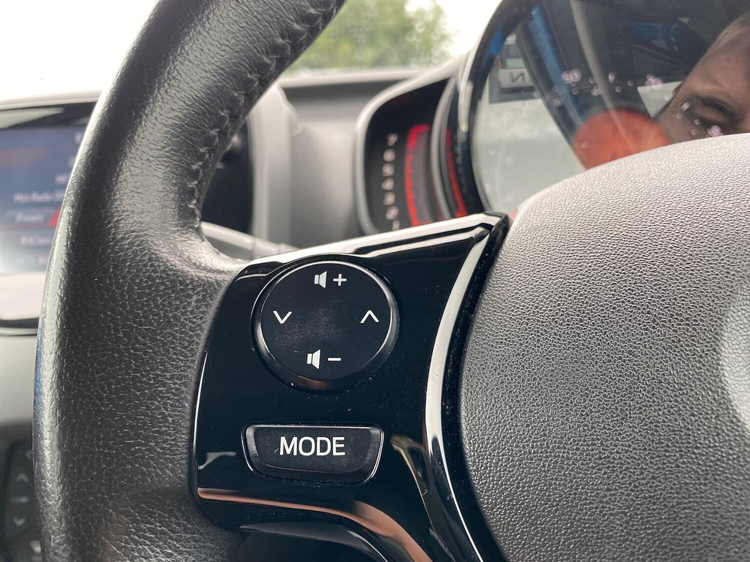 Used Toyota AYGO 2019 for sale - 76464691: Photo 25