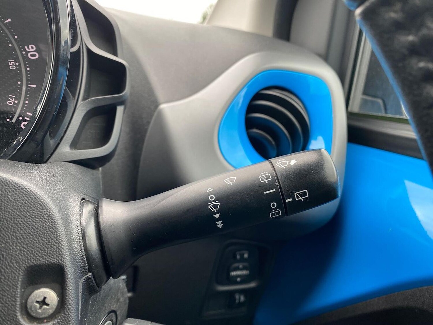 Used Toyota AYGO 2019 for sale - 76464691: Photo 26