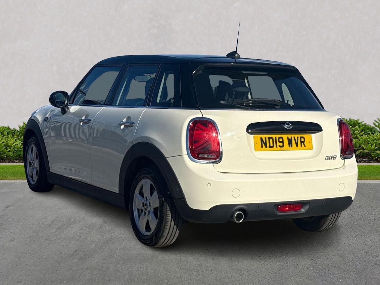 Used MINI Hatch 2019 for sale - 78195423: Photo 4
