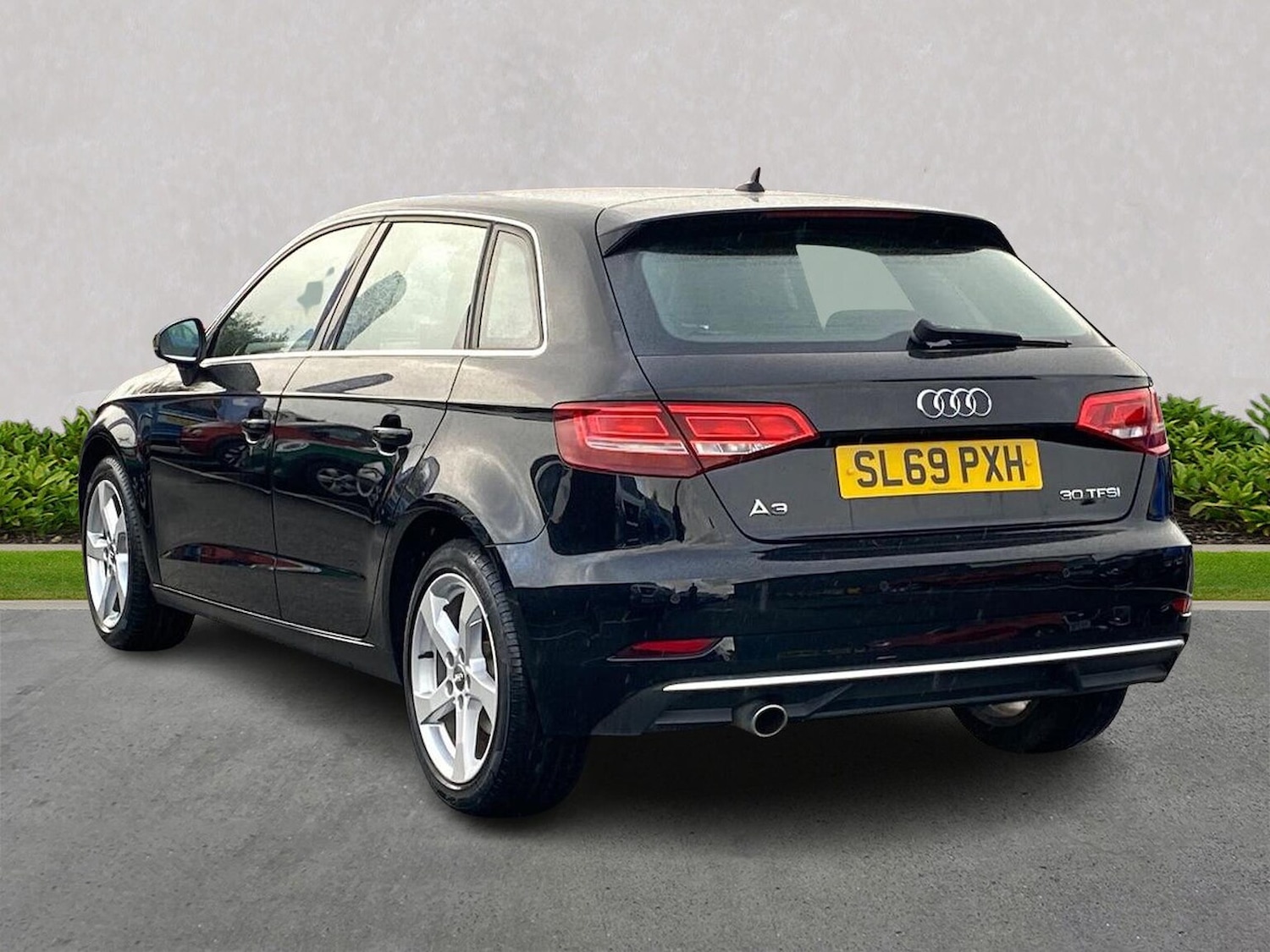 Used Audi A3 2019 for sale - 76225138: Photo 2