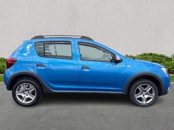 Used Dacia Sandero Stepway 2020 for sale - 79507625: Photo