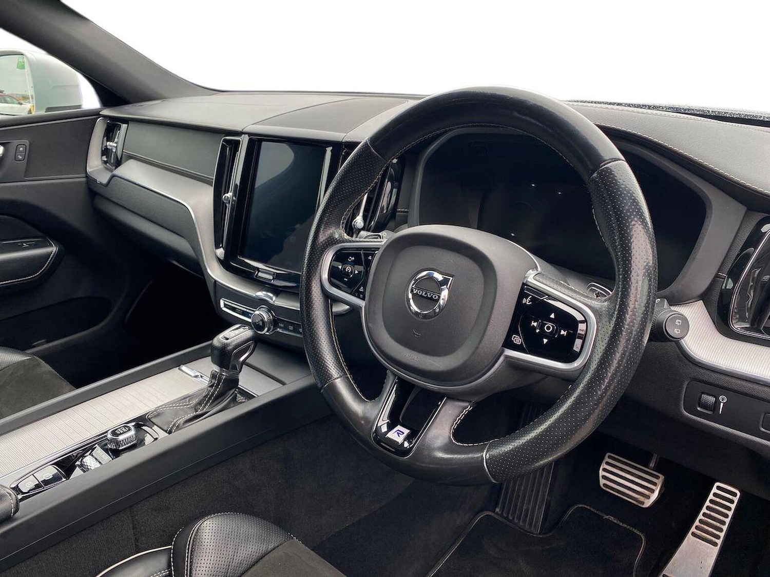 Used Volvo XC60 2018 for sale - 78194778: Photo 18