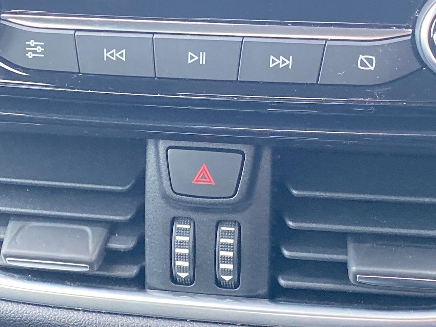 Used Ford Puma 2020 for sale - 78195252: Photo 24