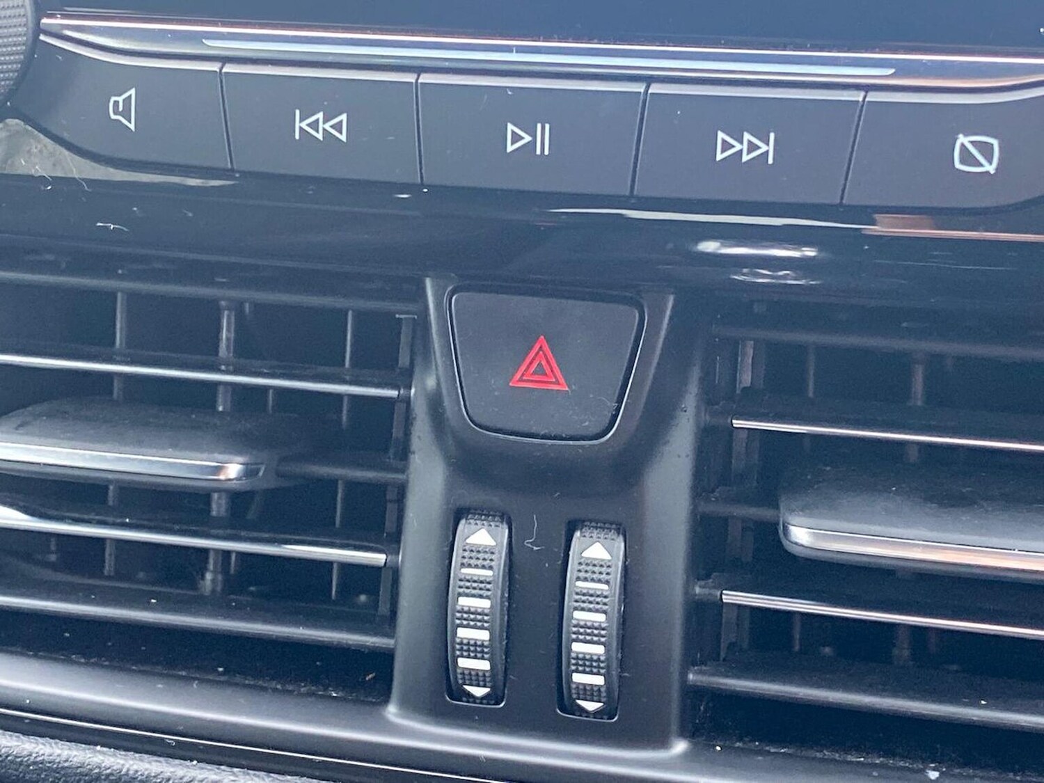 Used Ford Kuga 2023 for sale - 78195174: Photo 25