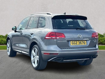 Used Volkswagen Touareg 2017 for sale - 79381878: Photo