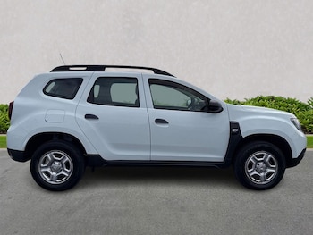 Used Dacia Duster 2019 for sale - 79417829: Photo