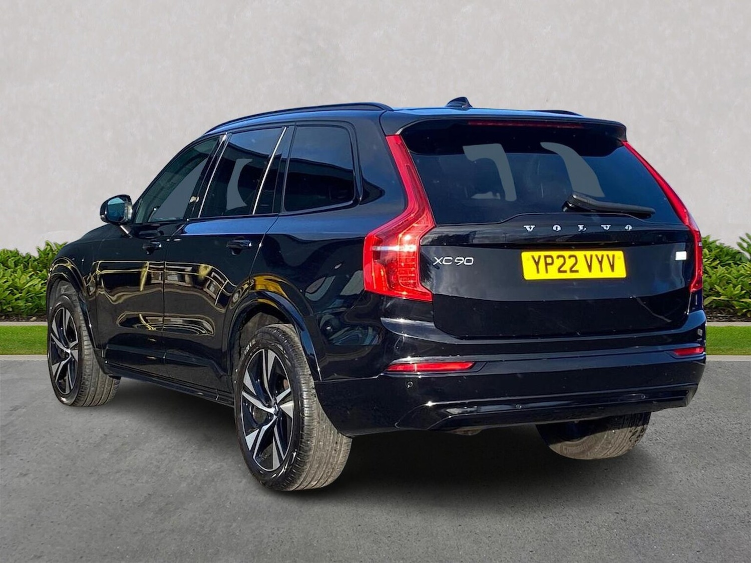Used Volvo XC90 2022 for sale - 76288569: Photo 2