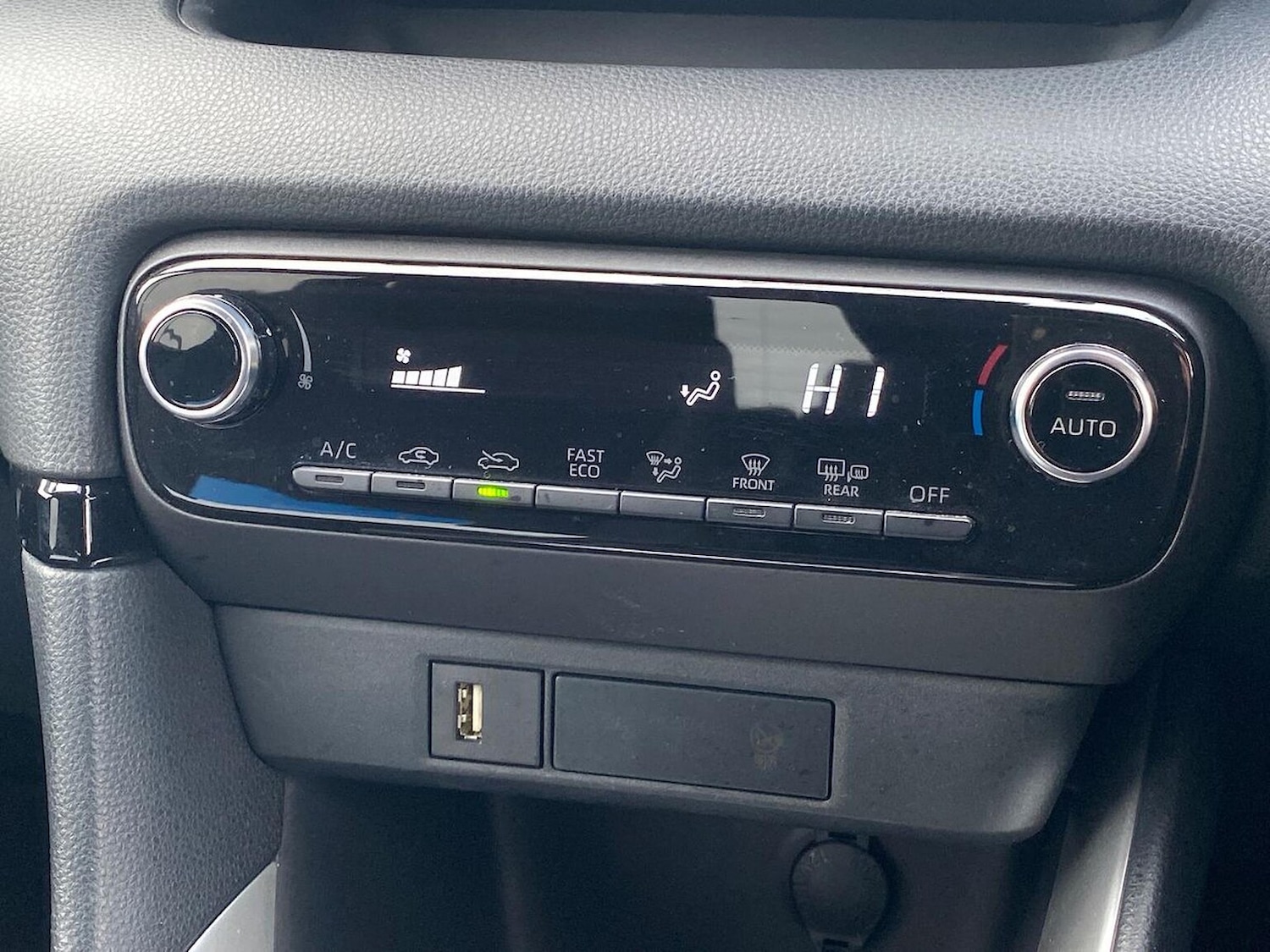 Used Toyota Yaris 2023 for sale - 78194763: Photo 14