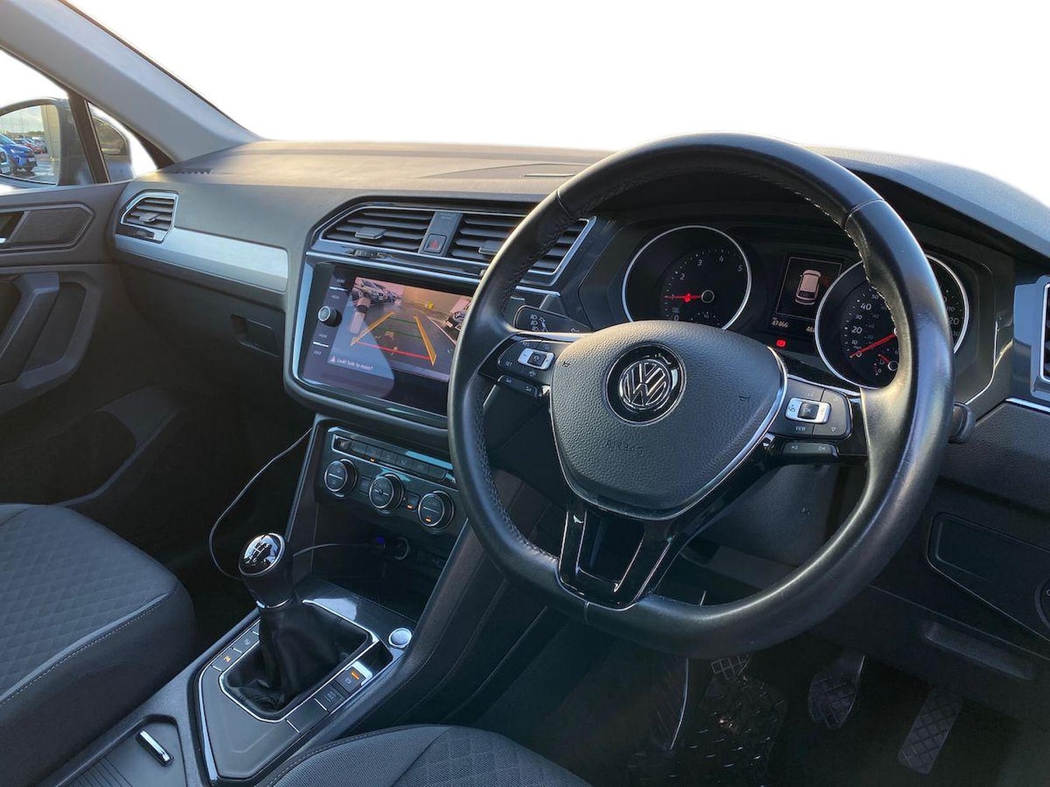 Used Volkswagen Tiguan 2019 for sale - 76492462: Photo 15
