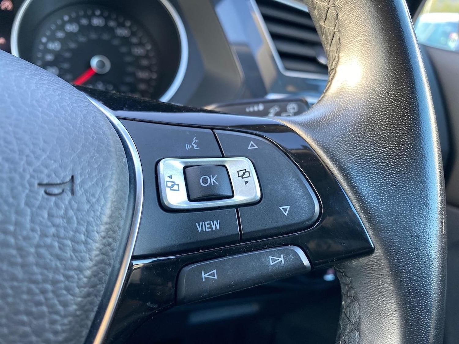 Used Volkswagen Tiguan 2019 for sale - 76492462: Photo 24